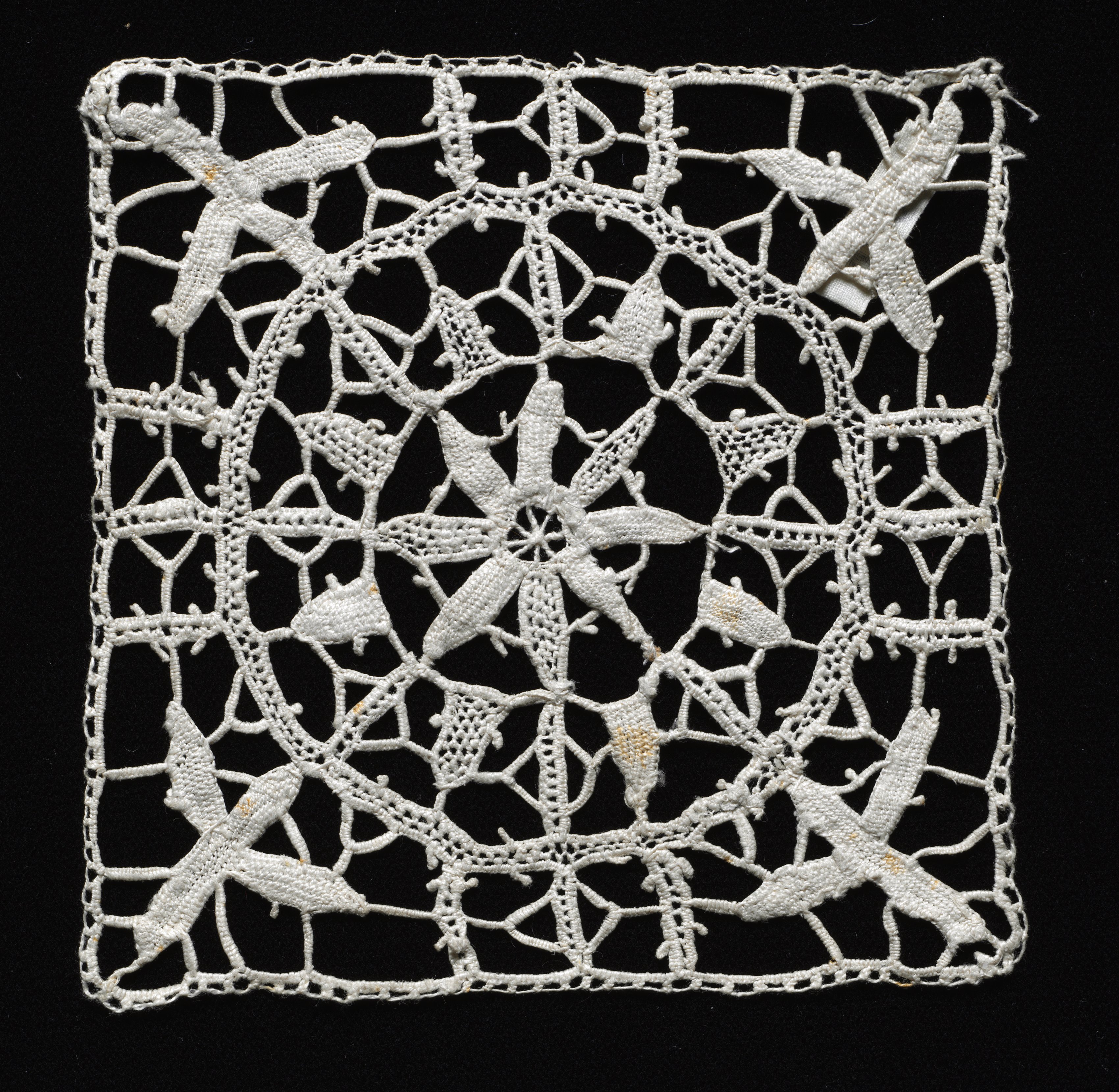 Needlepoint (Reticella) Lace Insertion, 17th century. Italy, 17th century.  Lace, needlepoint: linen; average: 3.2 x 7.7 cm (1 1/4 x 3 1/16 in.). -  SuperStock