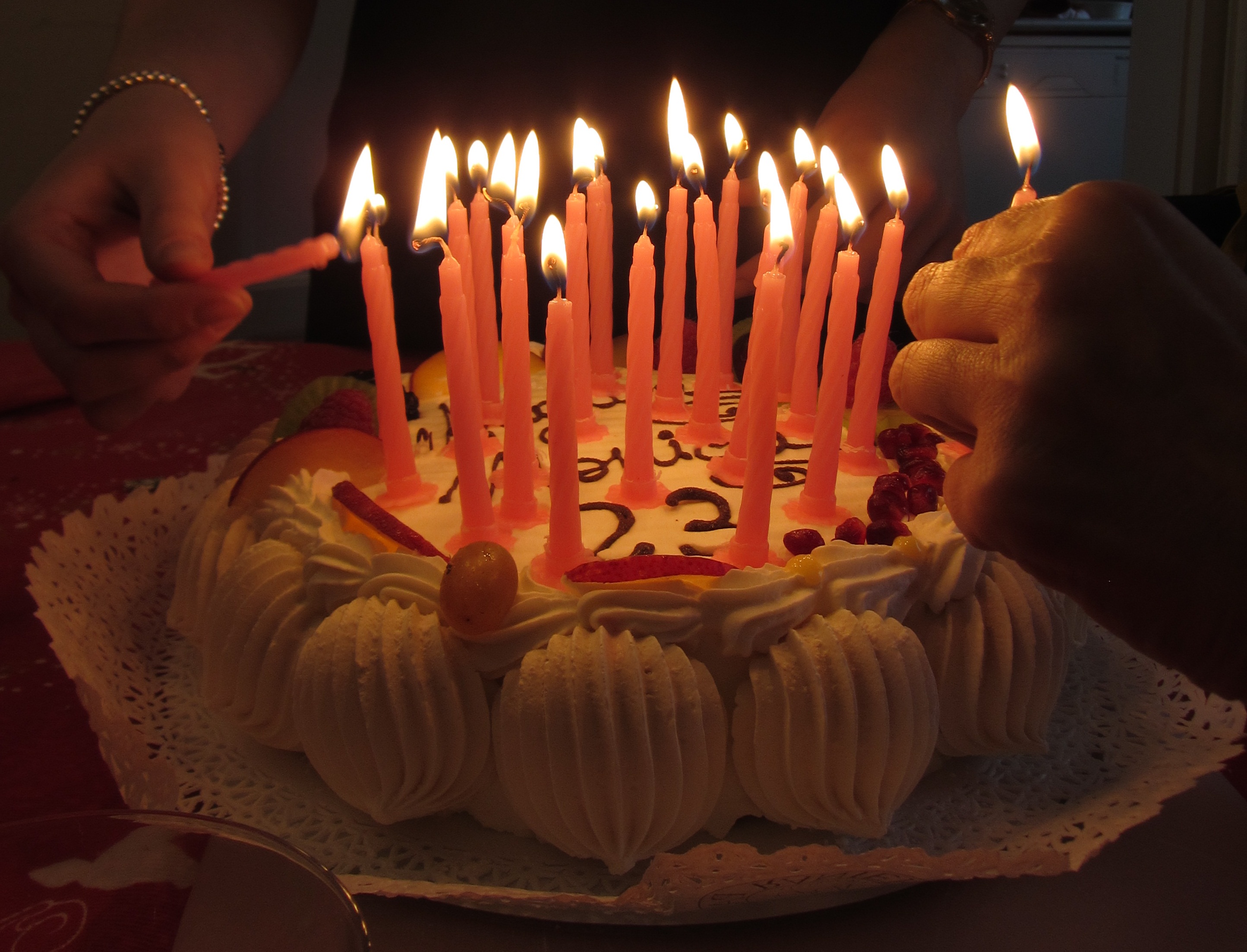 File Italy Birthday Cake With Candles 3 Jpg Wikimedia Commons