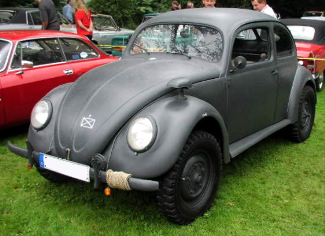 Une étrange Volkswagen Coccinelle aperçue dans Paris