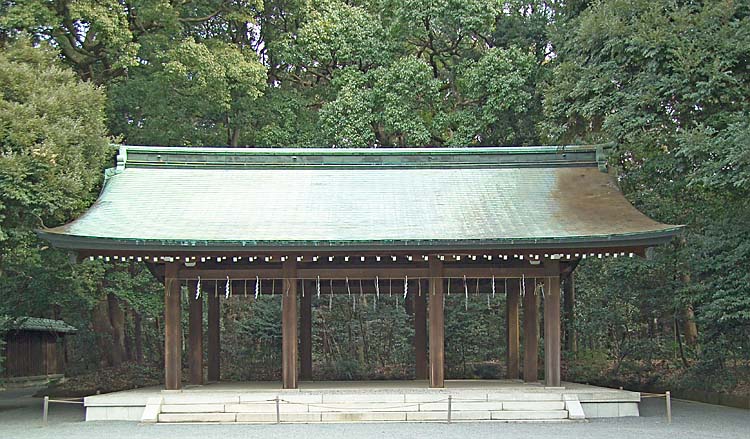 File:MeijiShrineKaguraden1219.jpg