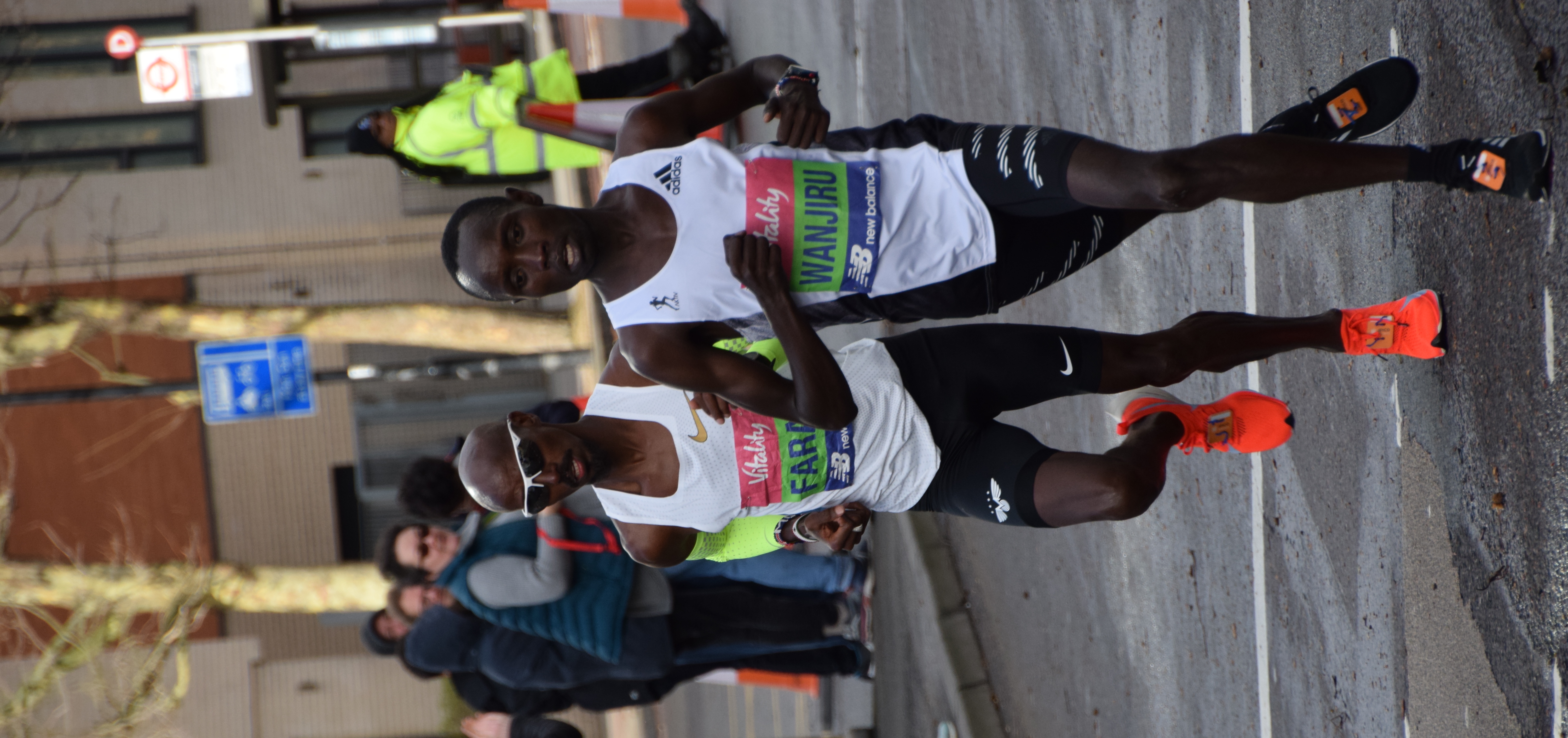File:Mohamed Farah running the Vitality London Half Marathon 2019.jpg -  Wikimedia Commons