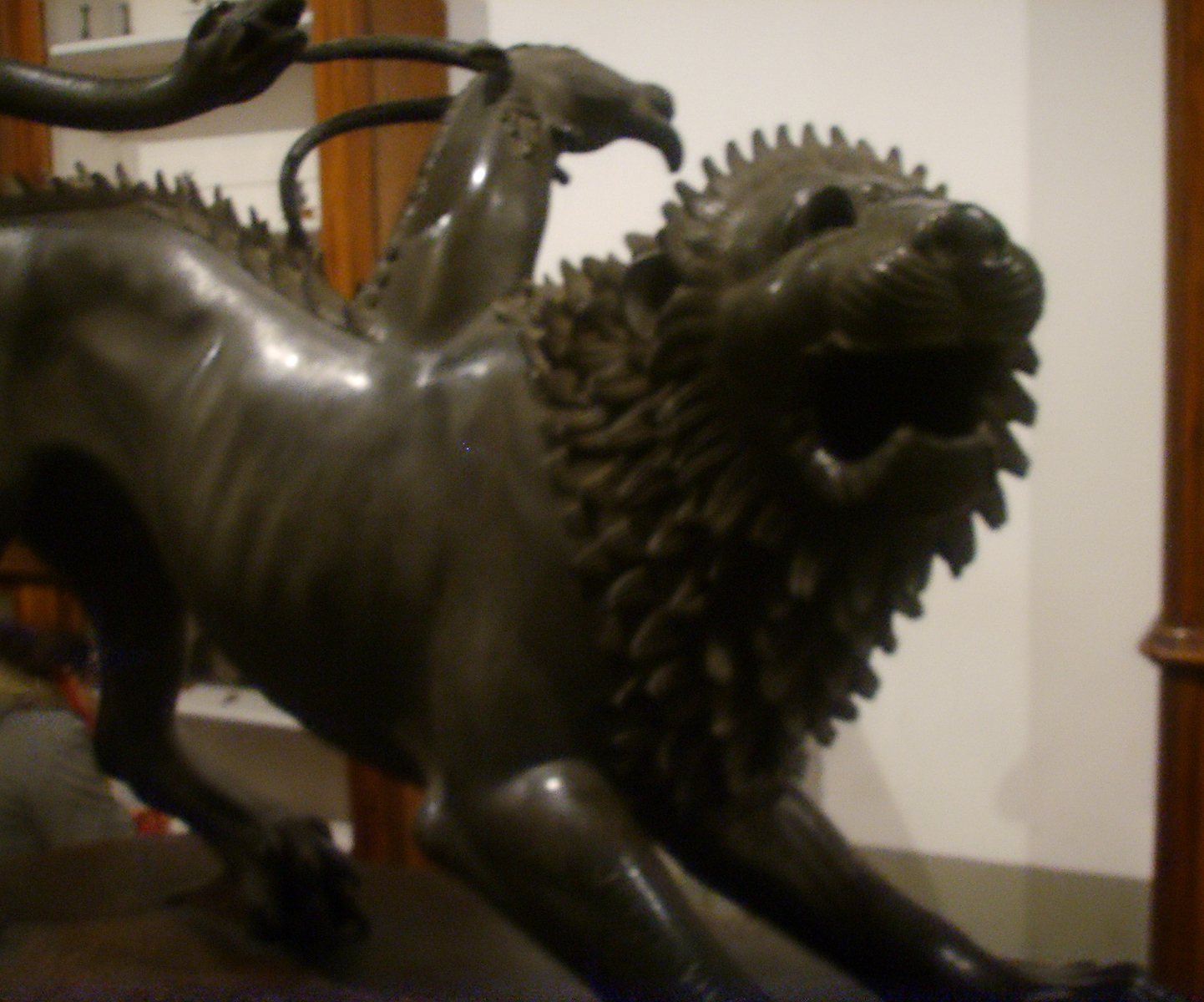 File Museo archeologico di Firenze La chimera d arezzo 20.JPG