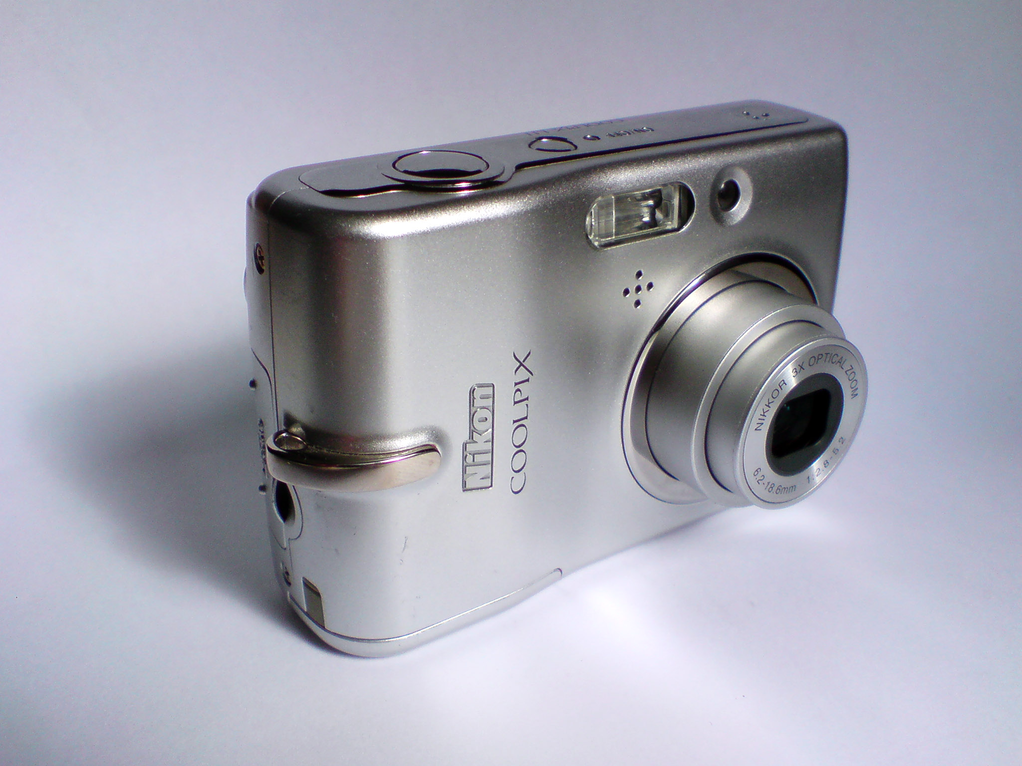 Nikon Coolpix L11 Point and Shoot Digital Camera