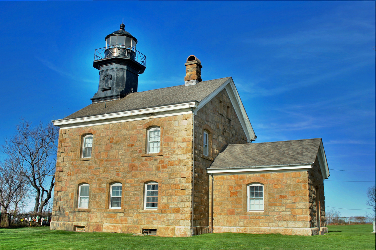Photo of Old Field Point Light