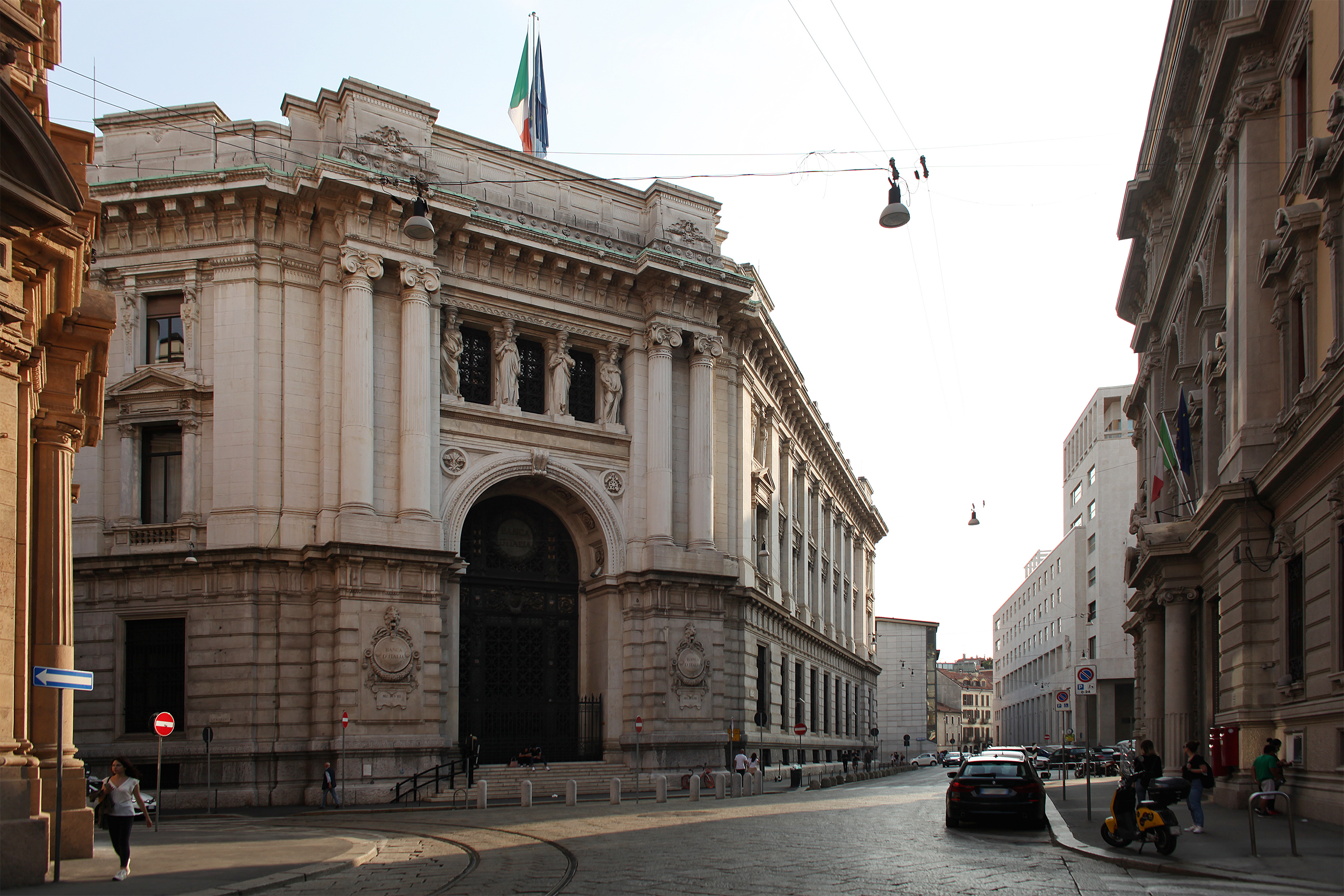 Palazzo Della Banca D Italia Milano Wikipedia