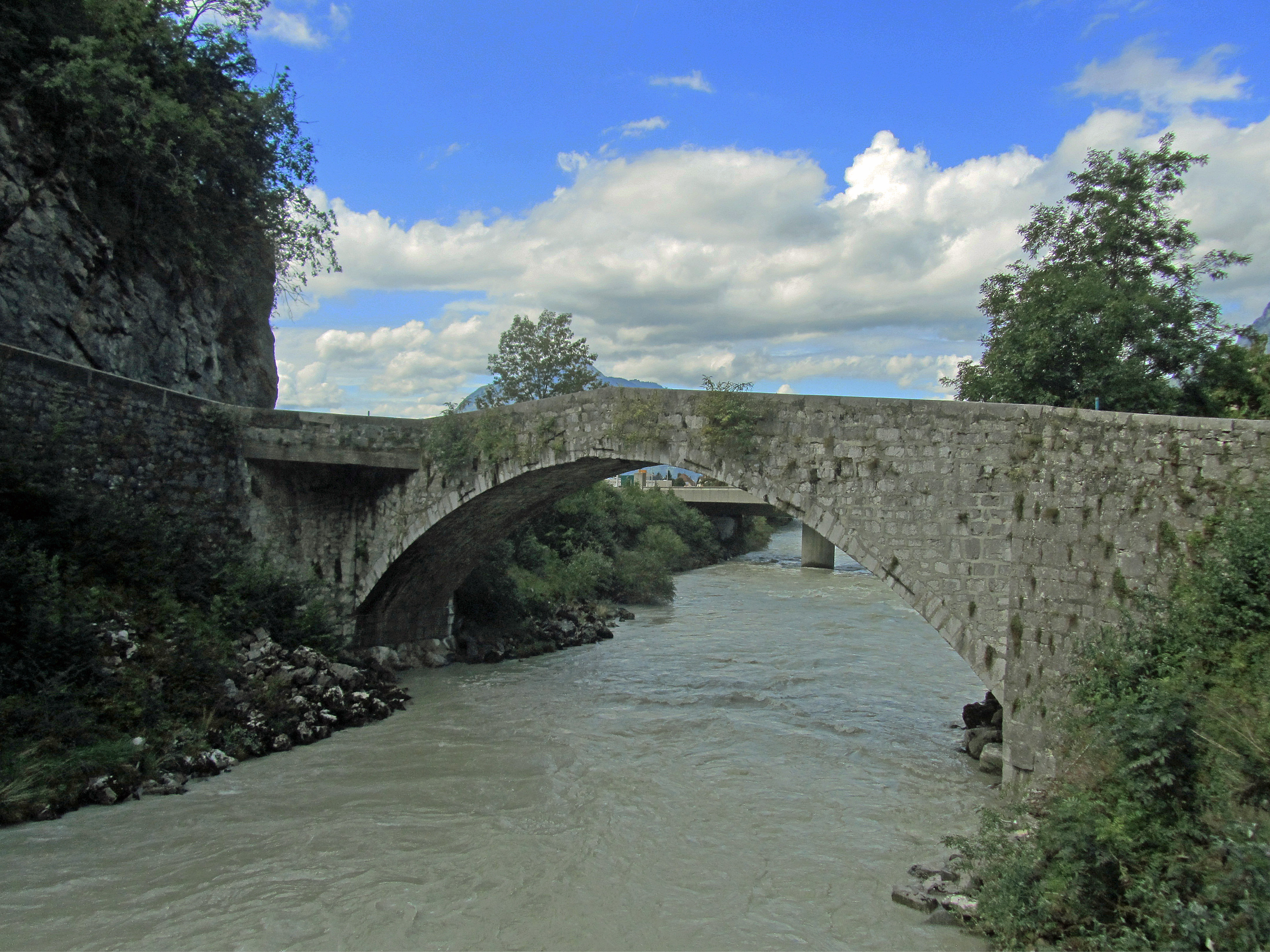 Le Pont Vieux  France Auvergne-Rhône-Alpes Haute-Savoie Cluses 74300