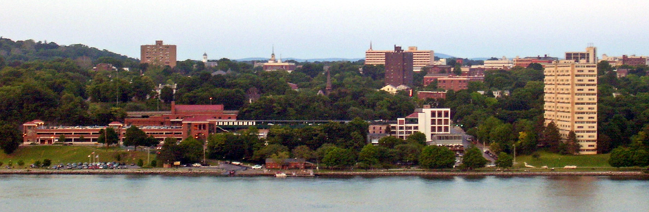 File:IHOP, Poughkeepsie.jpg - Wikipedia