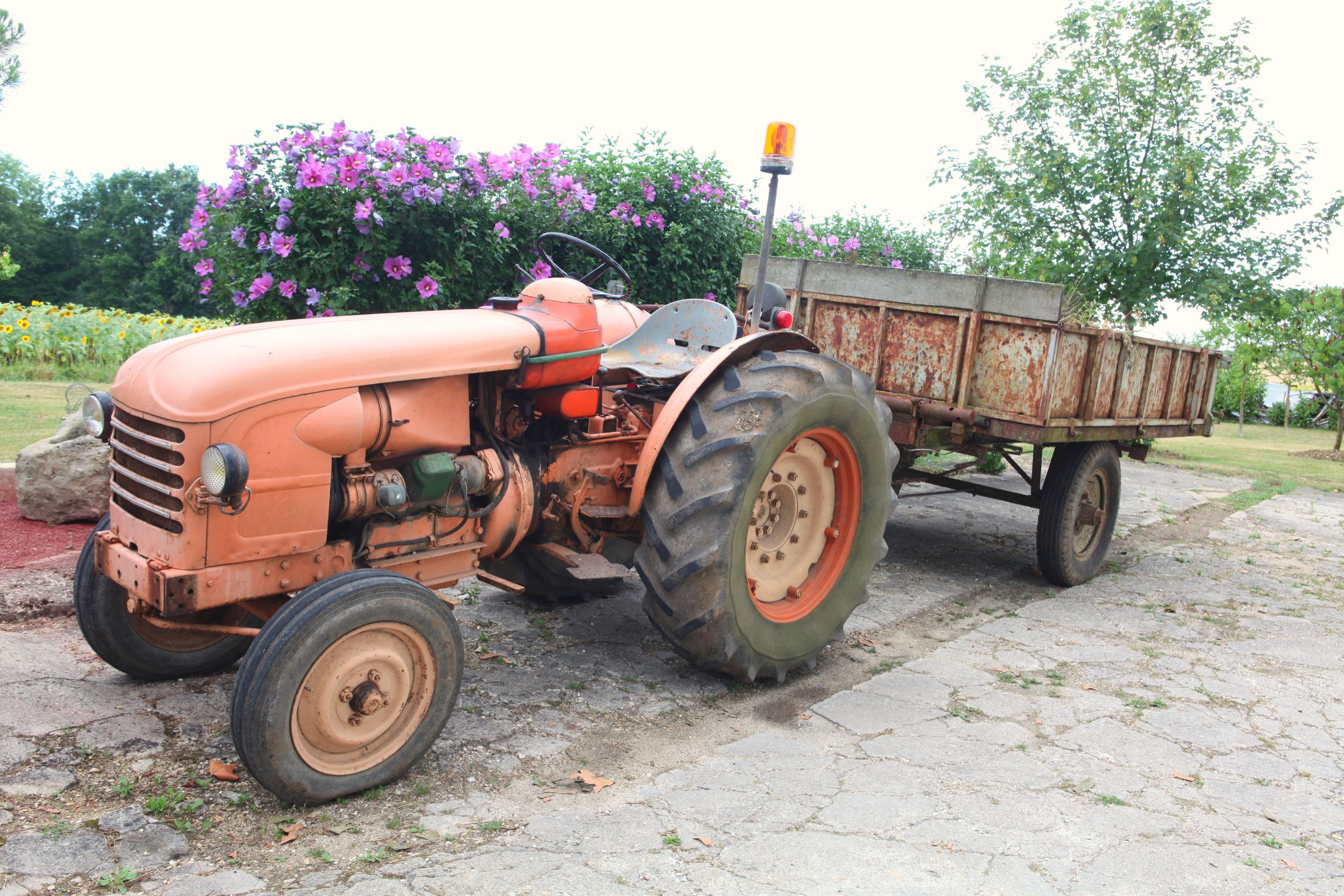 Tractor 1. Трактор f1.