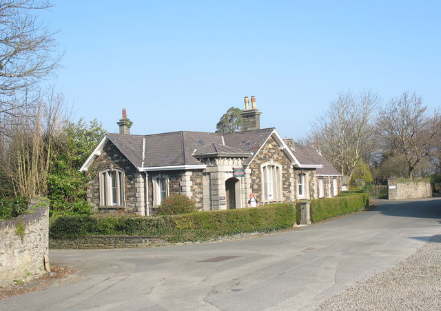 File:The Penrhyn Estate Office - geograph.org.uk - 379622.jpg