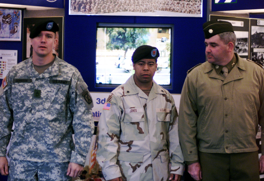 Army Combat Uniform - Wikipedia