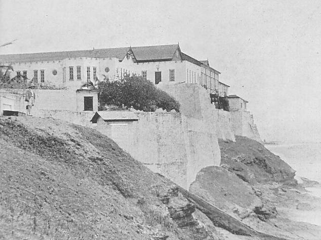 File:Accra Fort Christiansborg in 1930s.JPG