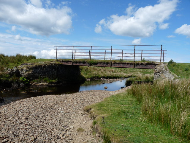 File:Bridge over the Main water of Luce - geograph.org.uk - 1359554.jpg