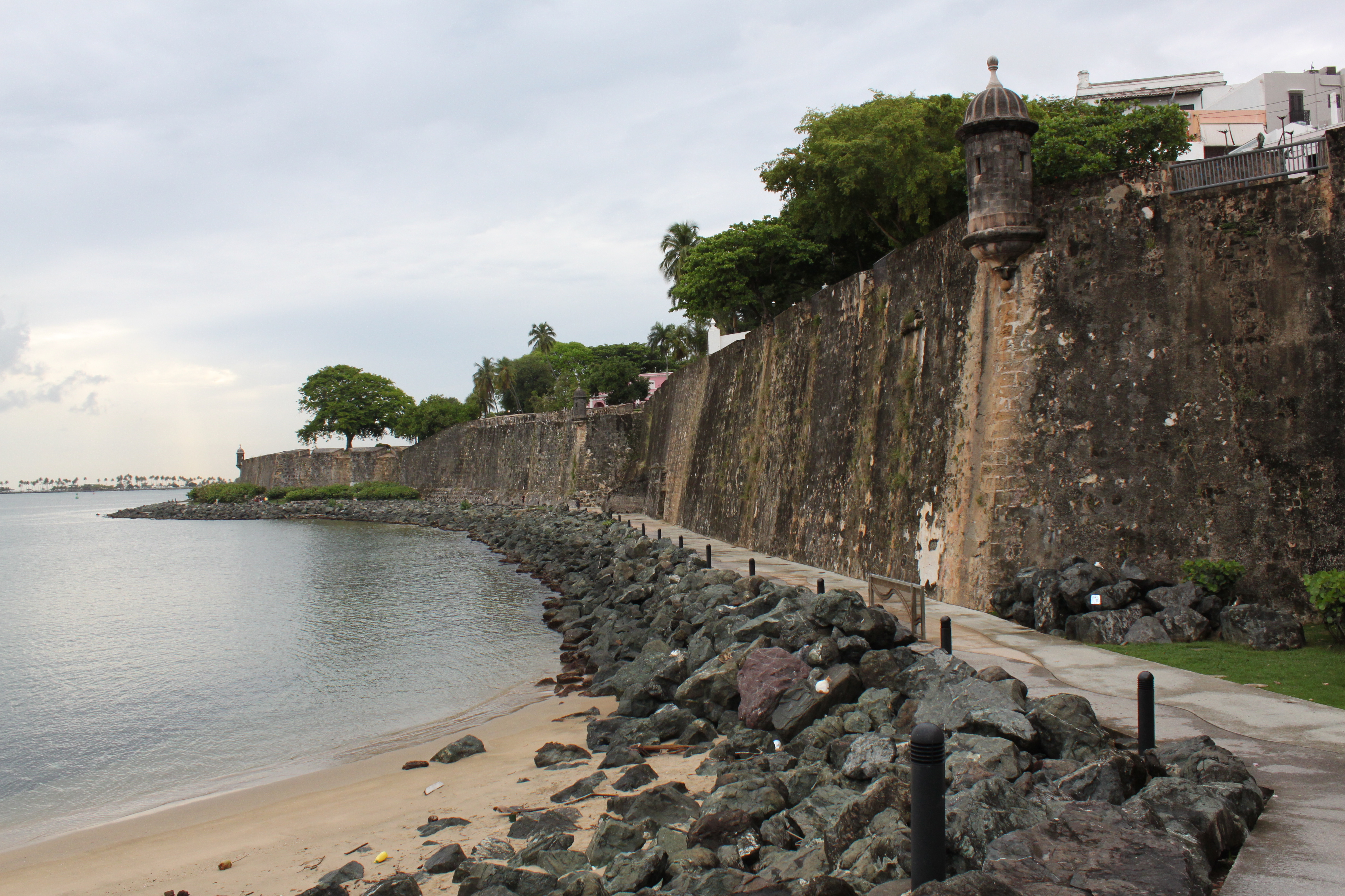 Walls of Old San Juan - Wikipedia