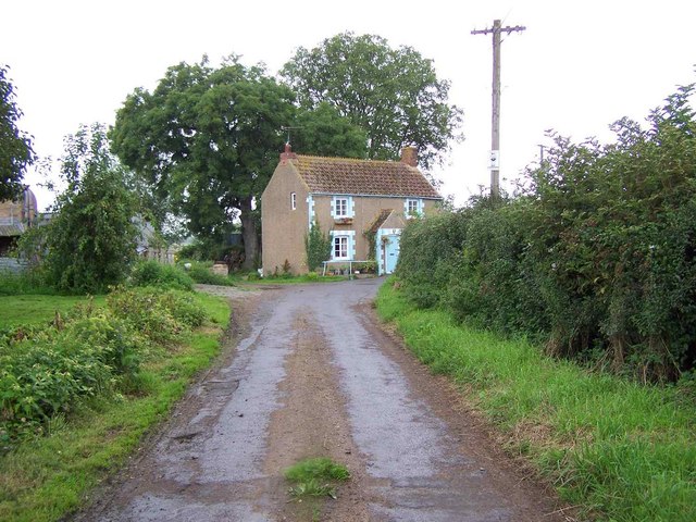 File:Cottage On Lane To Middlezoy - geograph.org.uk - 1435529.jpg