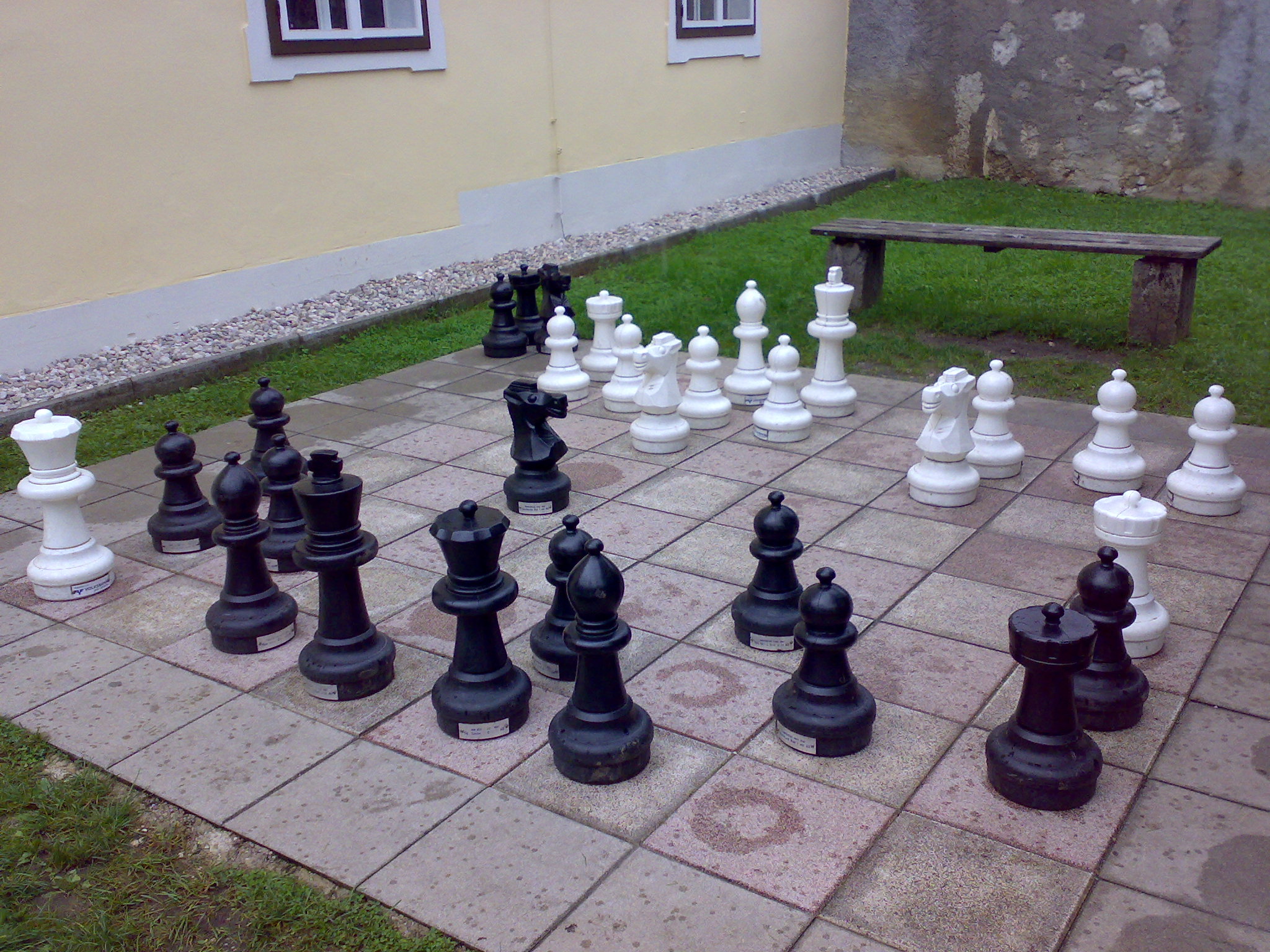 File:Hallstatt Schach.jpg - Wikimedia Commons