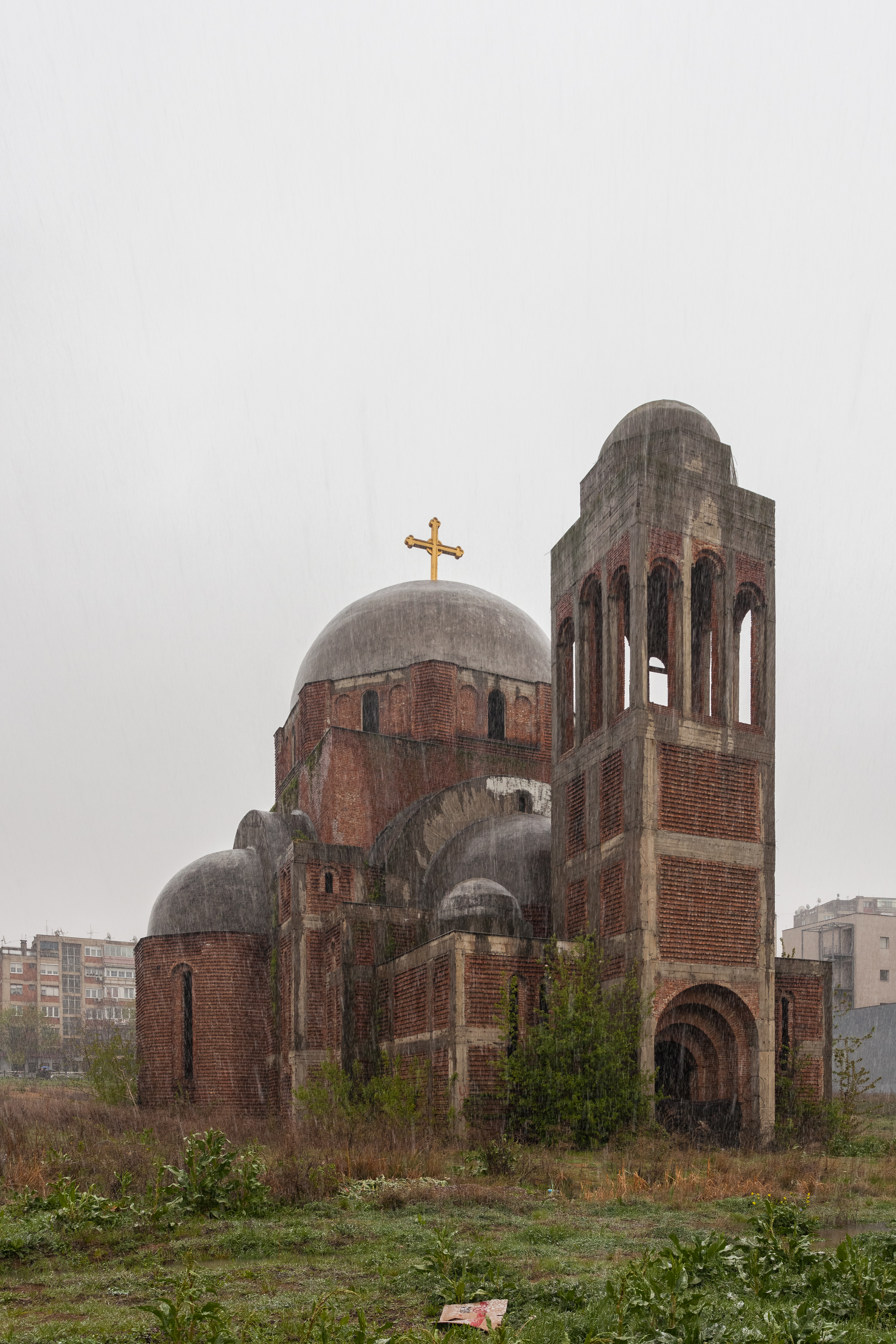 File:Iglesia de Cristo Salvador, Pristina, Kosovo, 2014-04-15, DD  -  Wikimedia Commons