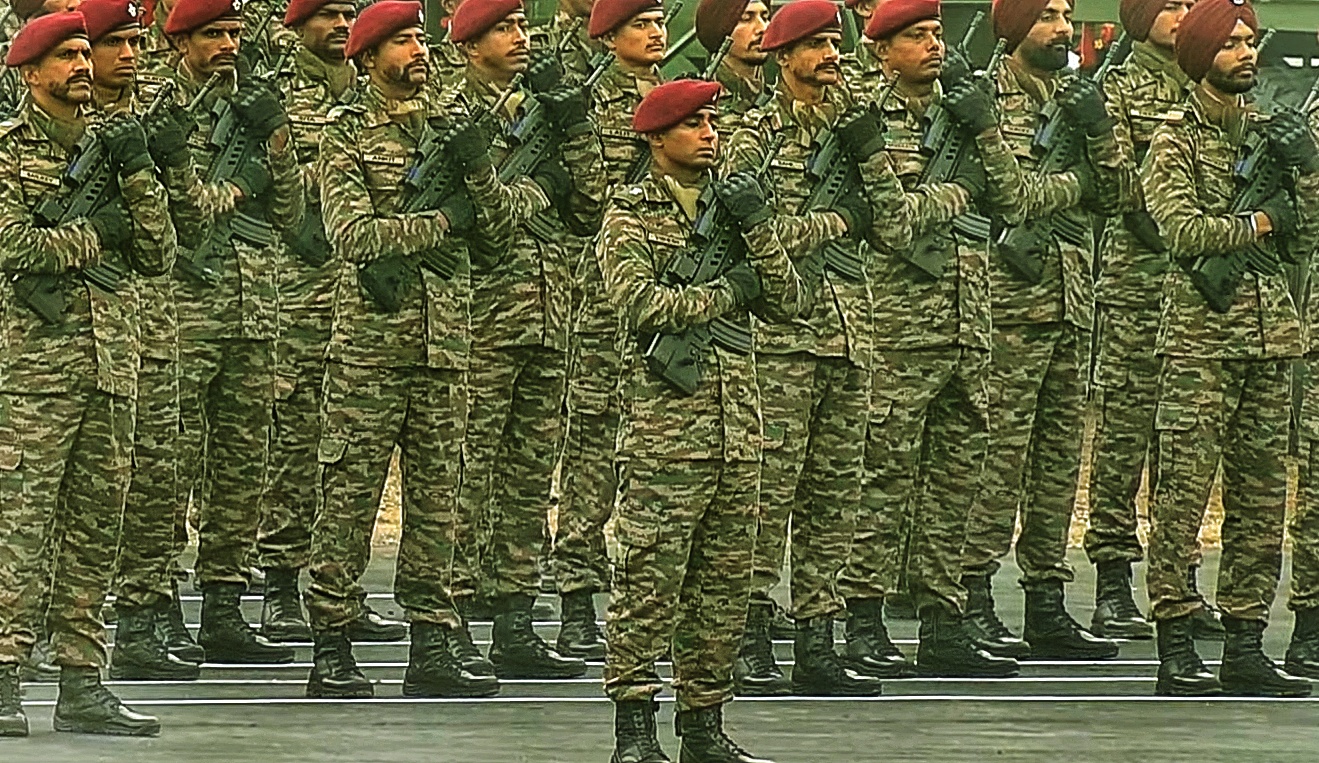 File:Indian Paratroopers issued with new NIFT made camo.jpg
