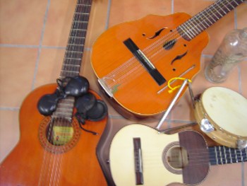 Guitarró - Wikipedia, la enciclopedia libre
