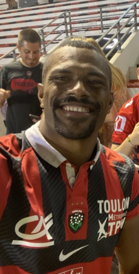 <span class="mw-page-title-main">Jiuta Wainiqolo</span> Fijian rugby union player