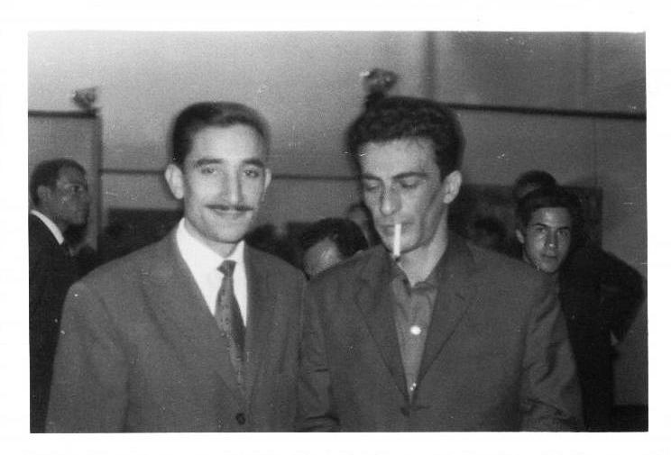 File:Kaddour M'Hamsadji avec Kateb Yacine.jpg