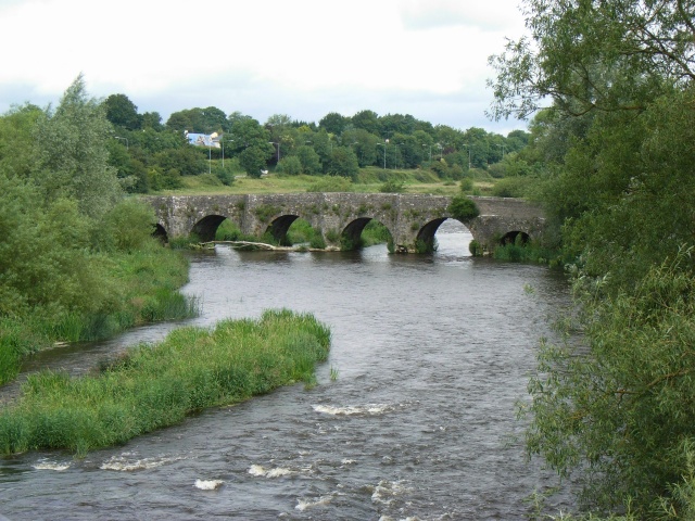 Puente de Kilcarn, Navan - geograph.org.uk - 491513.jpg