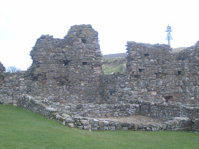 File:Lindisfarne Priory - geograph.org.uk - 741696.jpg