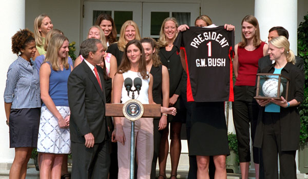 File:President George W. Bush welcomes the National Champion University of Nebraska-Lincoln Women's Volleyball team to the White House.jpg