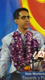 Pritam Singh en la Partio de la Laboristoj parlamentbalotada ralio, Serangoon Stadium, Singapuro - 20110505.jpg