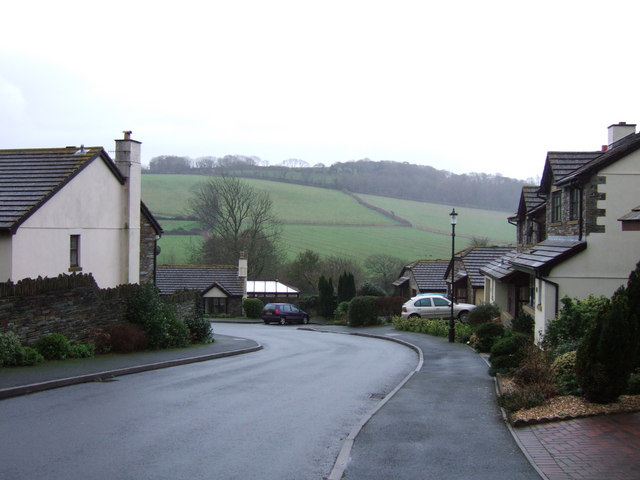 File:Robins Field, Chillington - geograph.org.uk - 310932.jpg