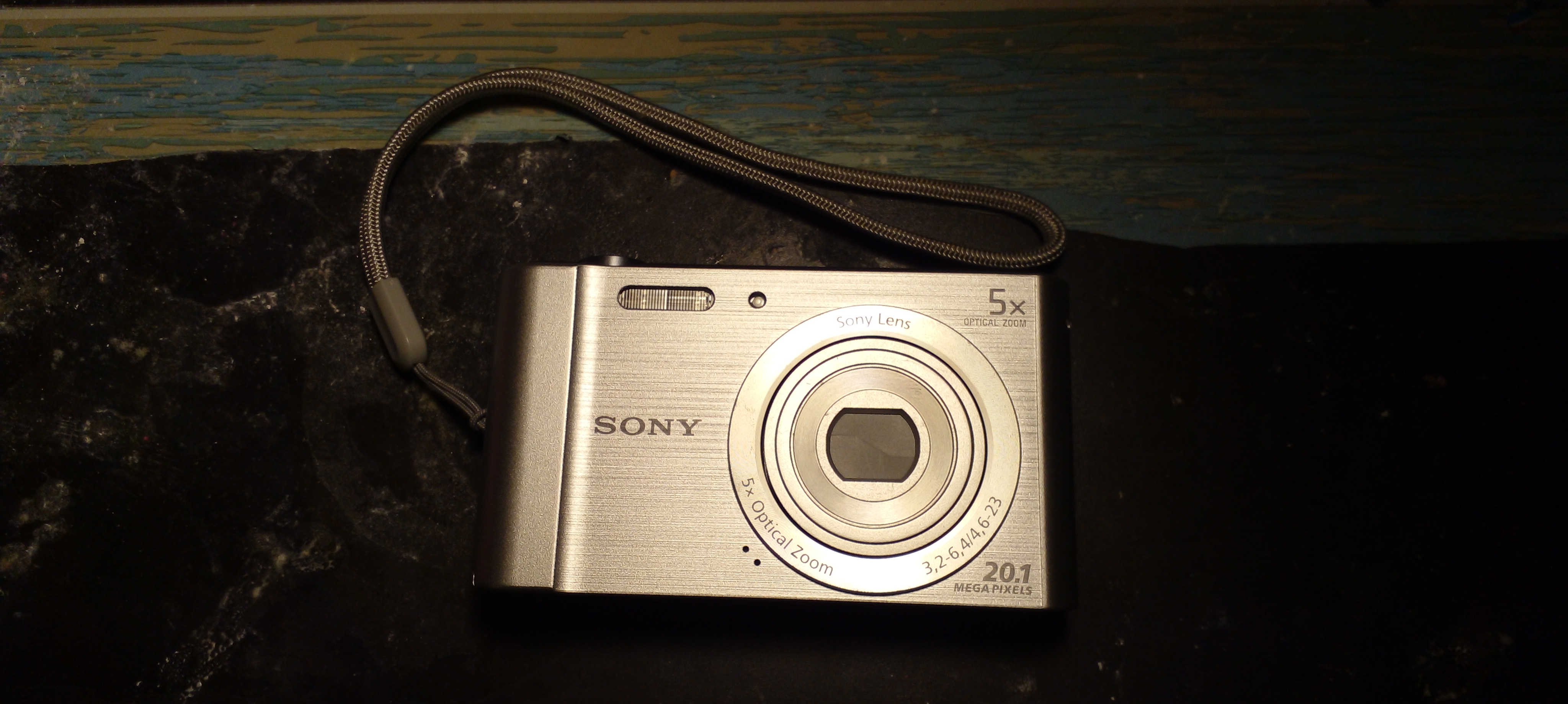 File:Sony Cyber-Shot W800.jpg - Wikipedia