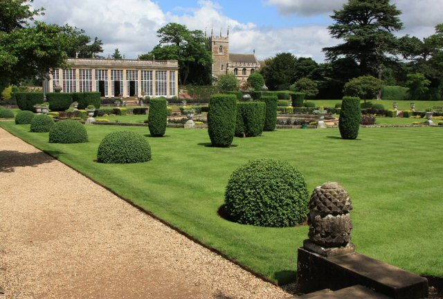File:The Orangery and the Chapel, Belton House - geograph.org.uk - 3035697.jpg