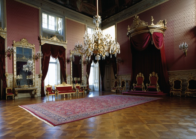 File:Throne Room Ajuda Palace Lisbon.jpg