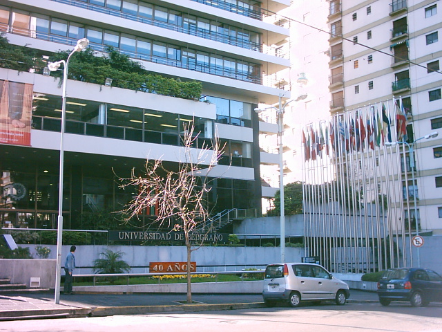 File:Universidad de Belgrano.jpg