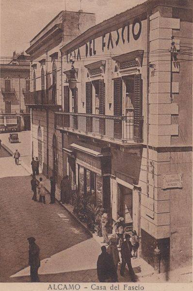 File:Vecchia foto della Casa del Fascio, Corso VI Aprile, Alcamo.jpg