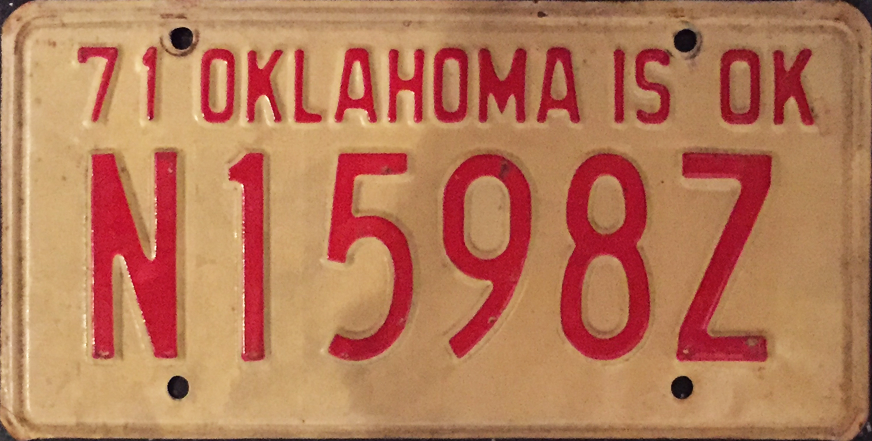 1971 год купить. Старые американские таблички. Английские автомобильные номера прошлого века. Номерной знак грузовика Оклахома. Номерной знак коммерческого грузовика Оклахома 1977.
