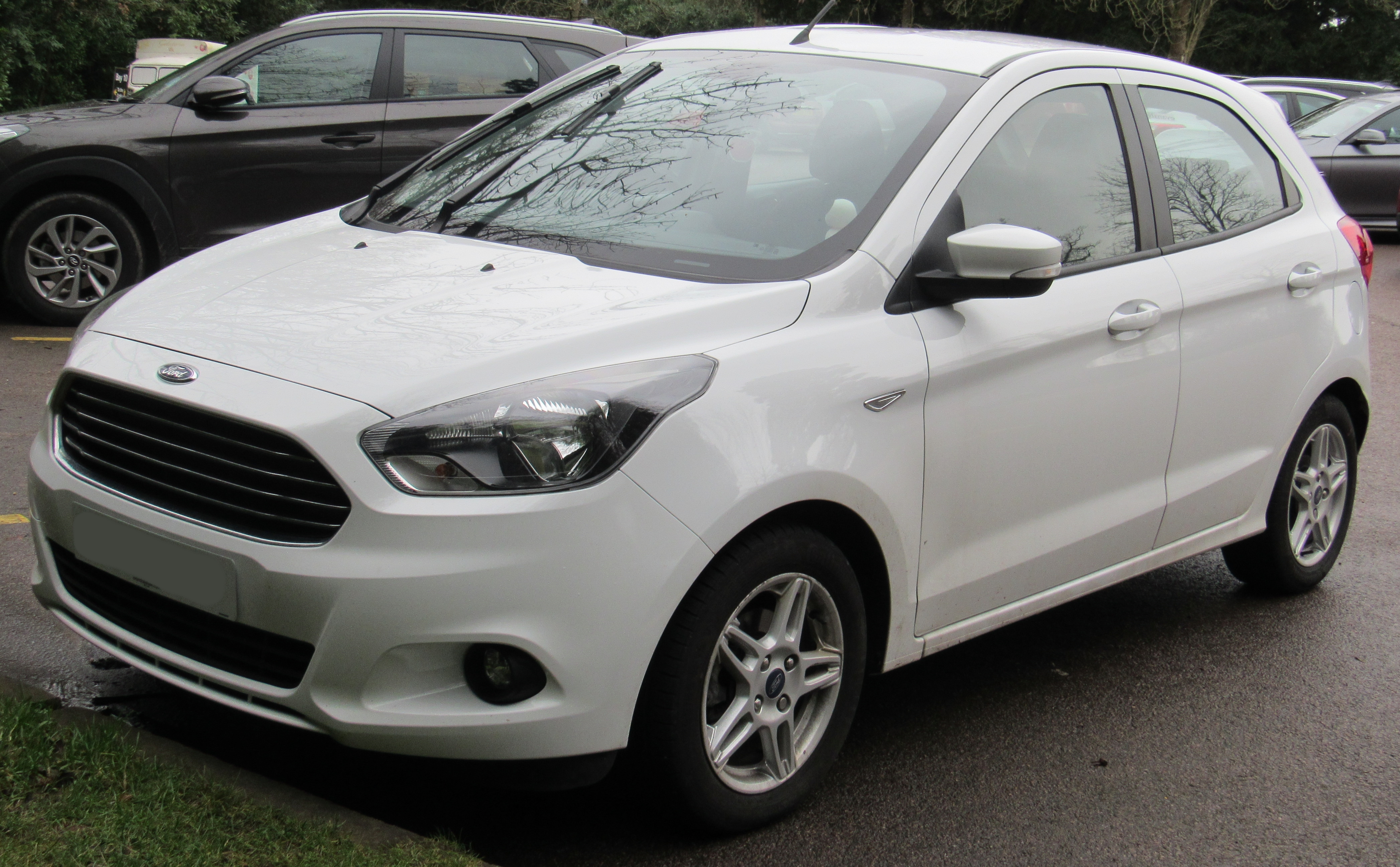 File:2017 Ford KA+ Zetec 1.2 Front.jpg - Wikipedia