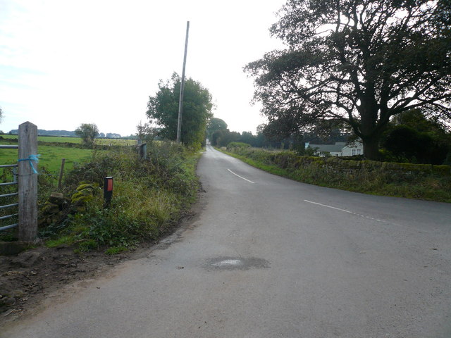 File:Allen Lane - Viewed from Junction with Lant Lane - geograph.org.uk - 570529.jpg