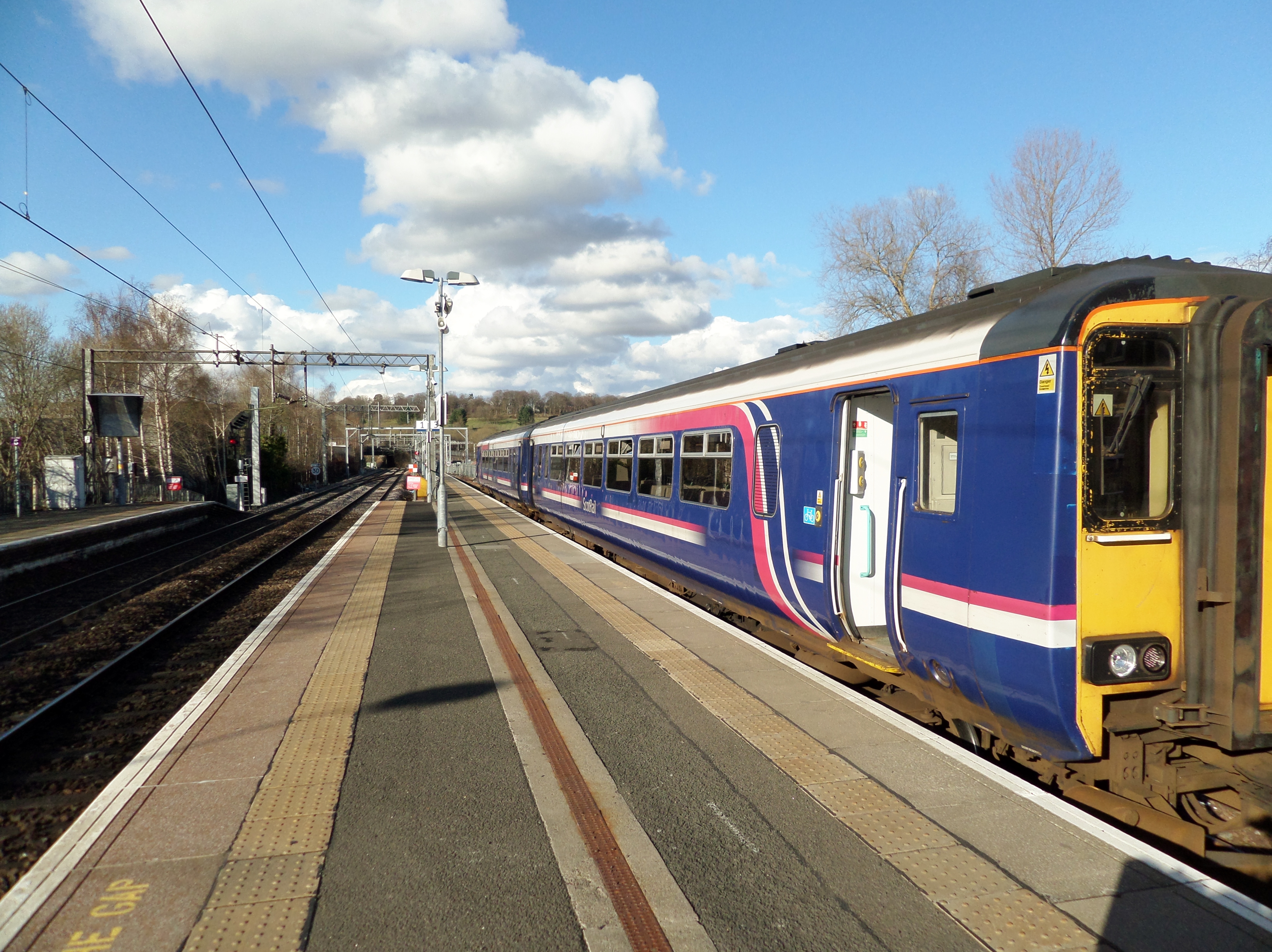 Anniesland railway station