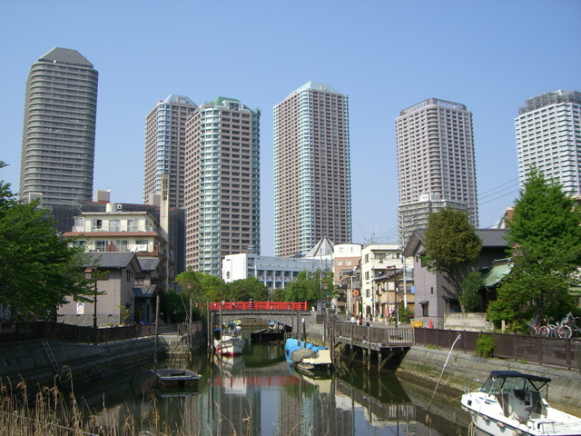 File:Boatslip in Tsukuda-shima - panoramio.jpg