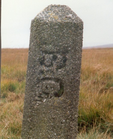 File:Boundary stone - geograph.org.uk - 378108.jpg