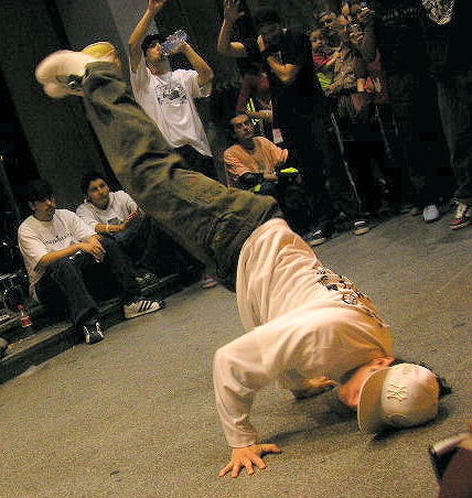 File:Breakdancer - Madrid.jpg