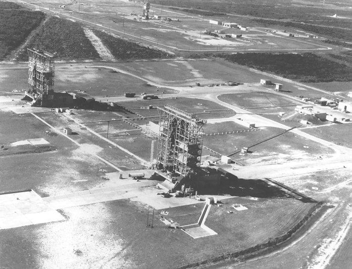File:Cape Canaveral COMPLEX 17 SHOWING PADS 17A AND 17B - 1961.jpg