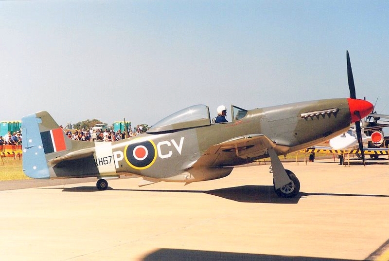 File:Commonwealth Aircraft Corporation CA-18 Mustang (VH-JUC) in No. 3 Squadron RAAF (KH677) colours.jpg