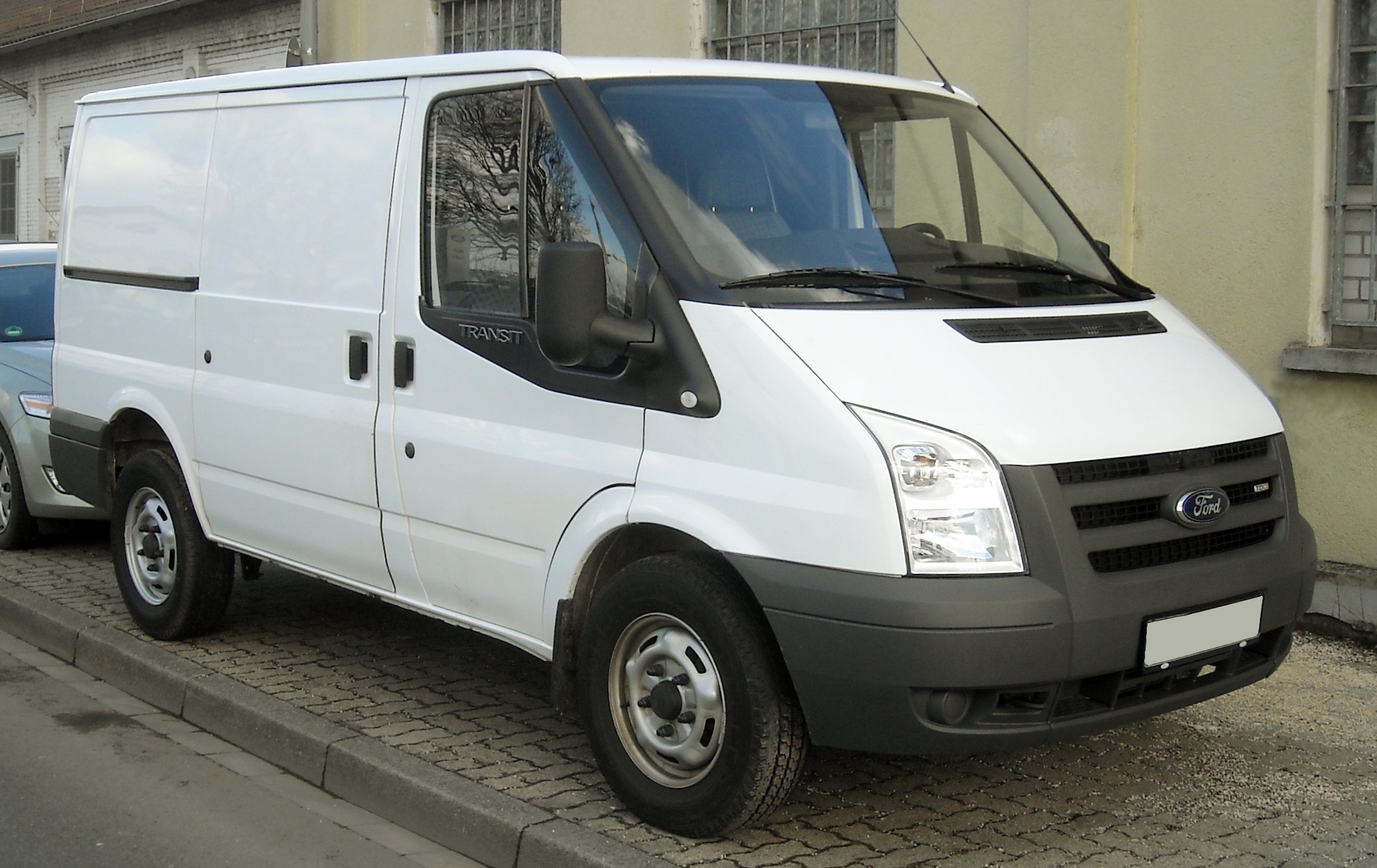 ford transit 2010