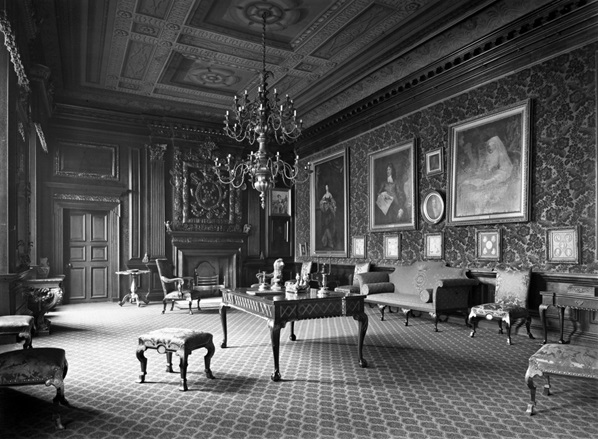 File:Great Dining Room, Hamilton Palace.jpg