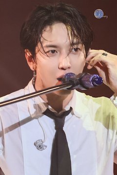 Jung Yong-Hwa CNBlue Concert