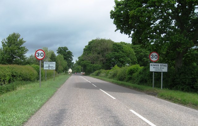 File:Kings Stag, entrance sign - geograph.org.uk - 2414932.jpg