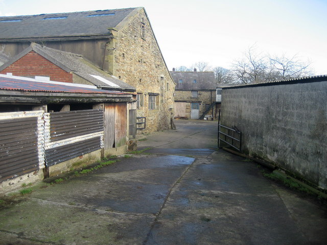 File:Low Bracken Hill Farm - geograph.org.uk - 676413.jpg