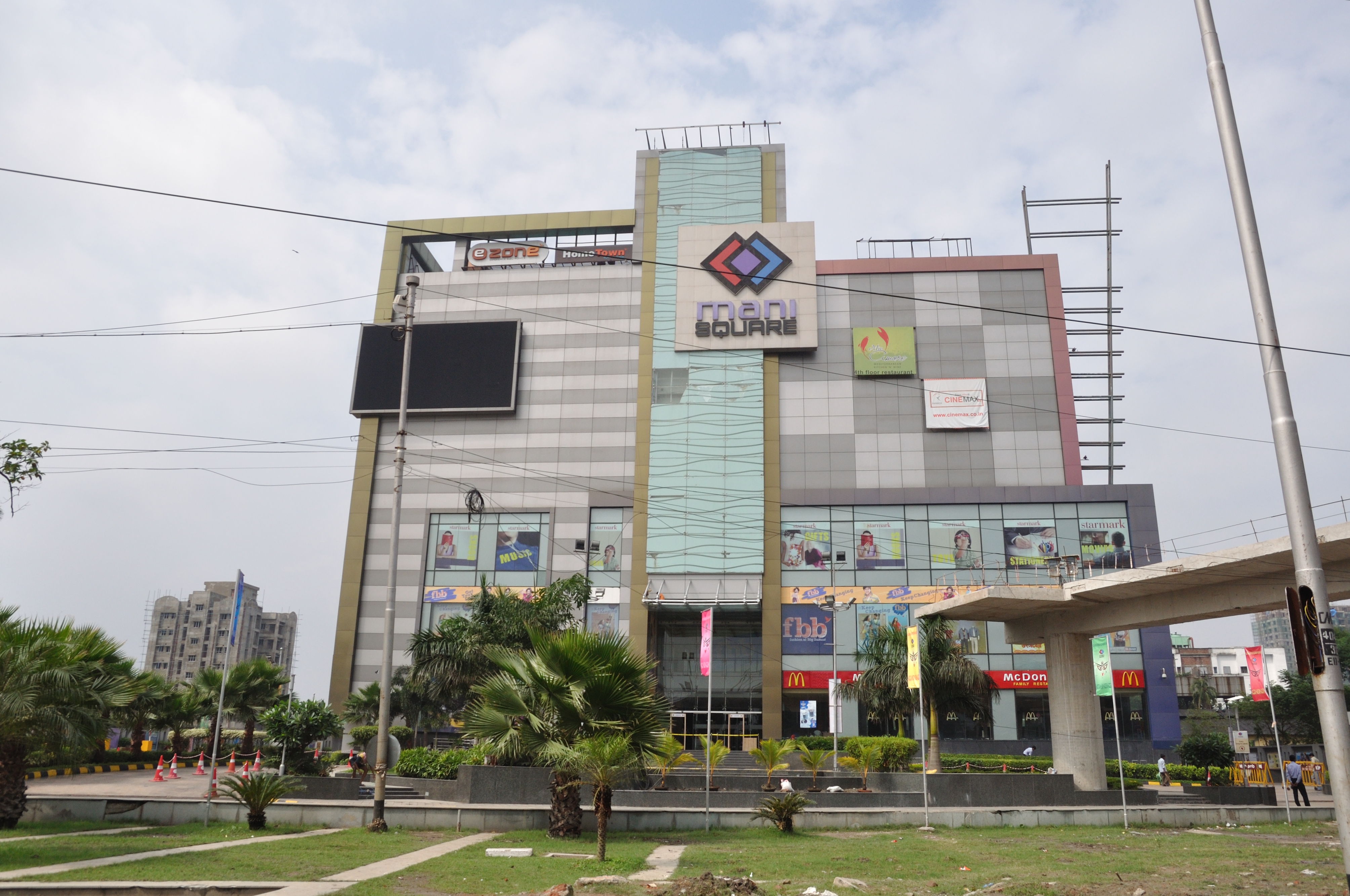 levi's store in quest mall