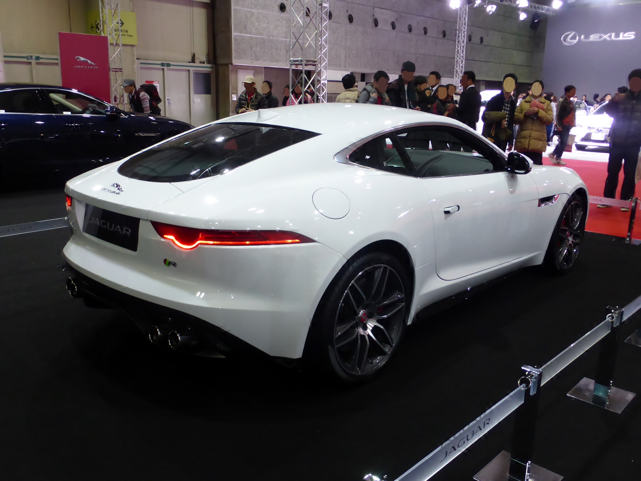 Jaguar F-Type - Wikipedia